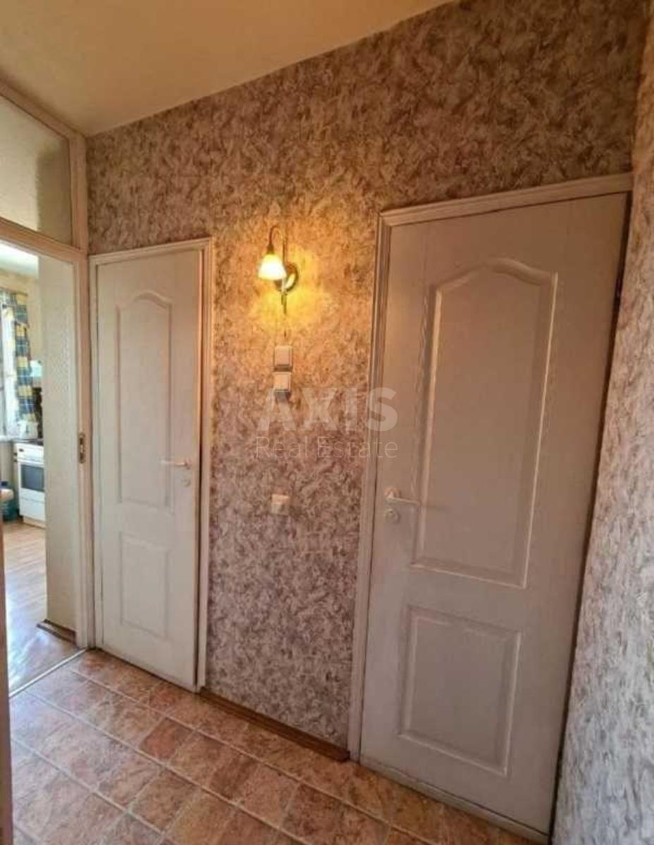 2k apartment pr-t Majakovs'kogo Volodymyra 8Б2