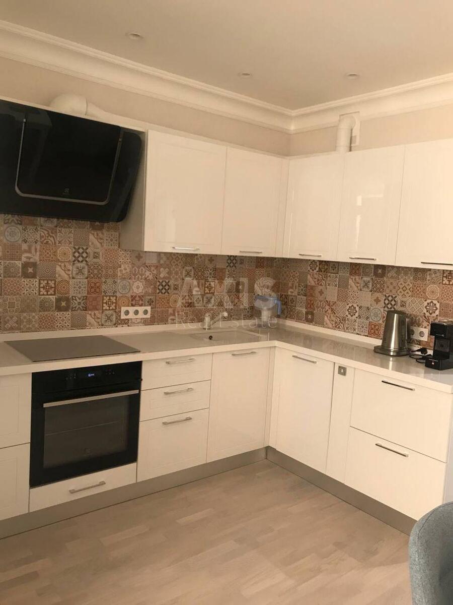 1k apartment vul. Chervonopil's'ka 2Г59544