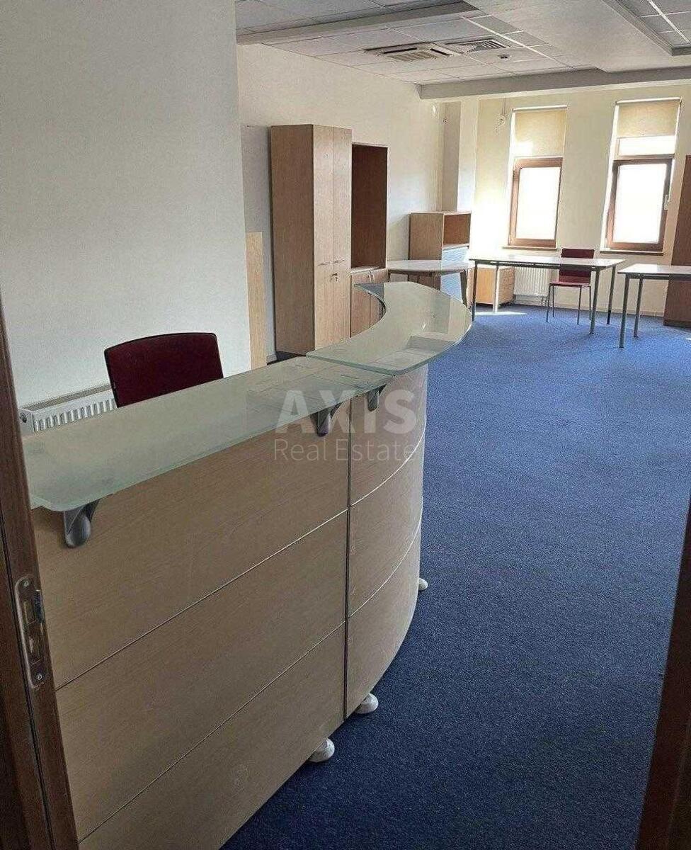 Office vul. Saksagans'kogo 40/85, 256m23