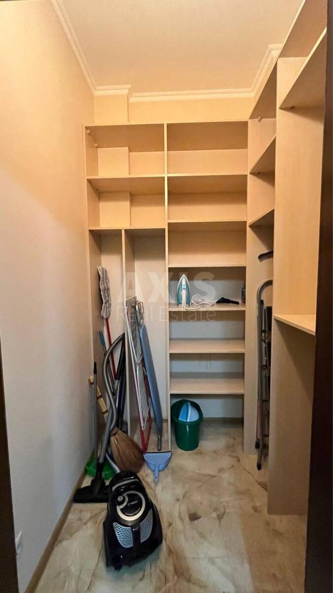 1k apartment vul. Dragomyrova Myhajla 1211