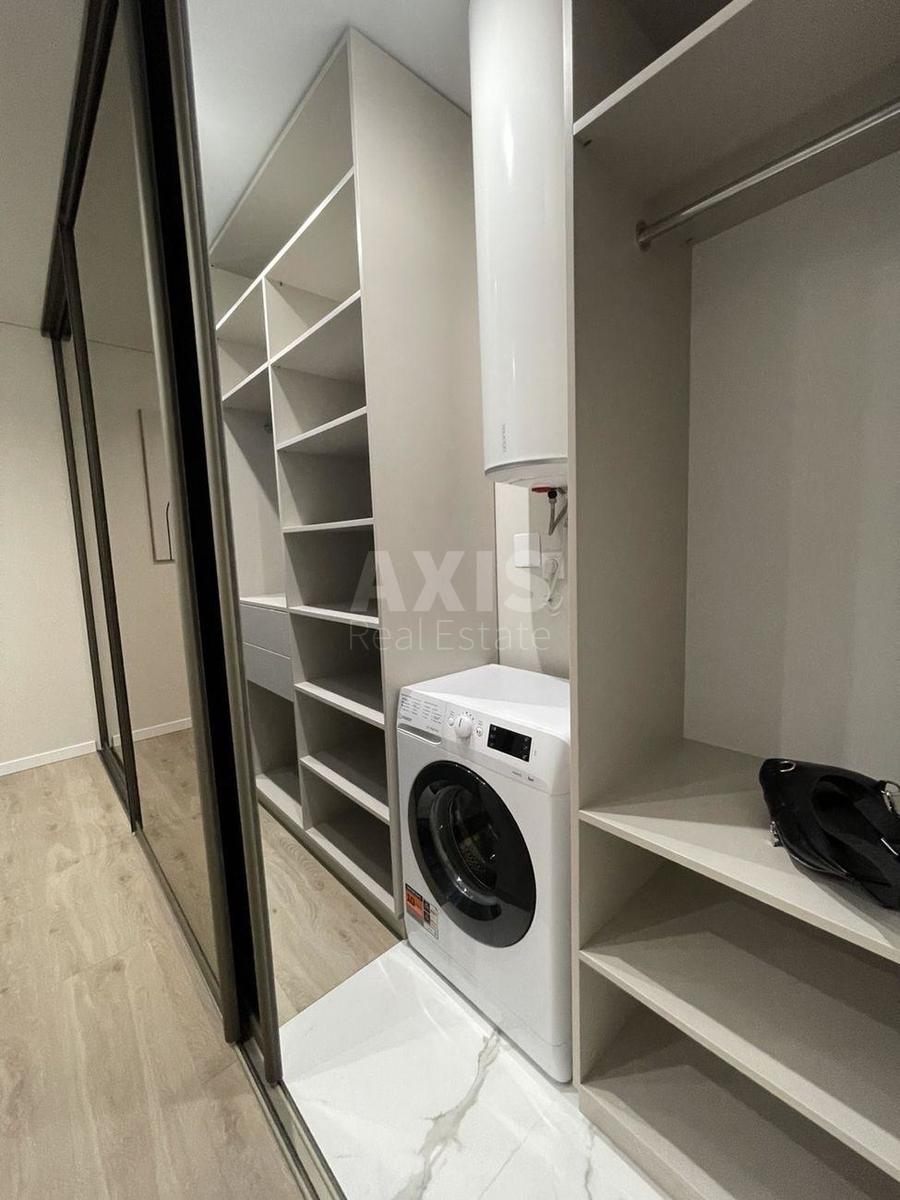 2k apartment vul. Antonovycha 1092