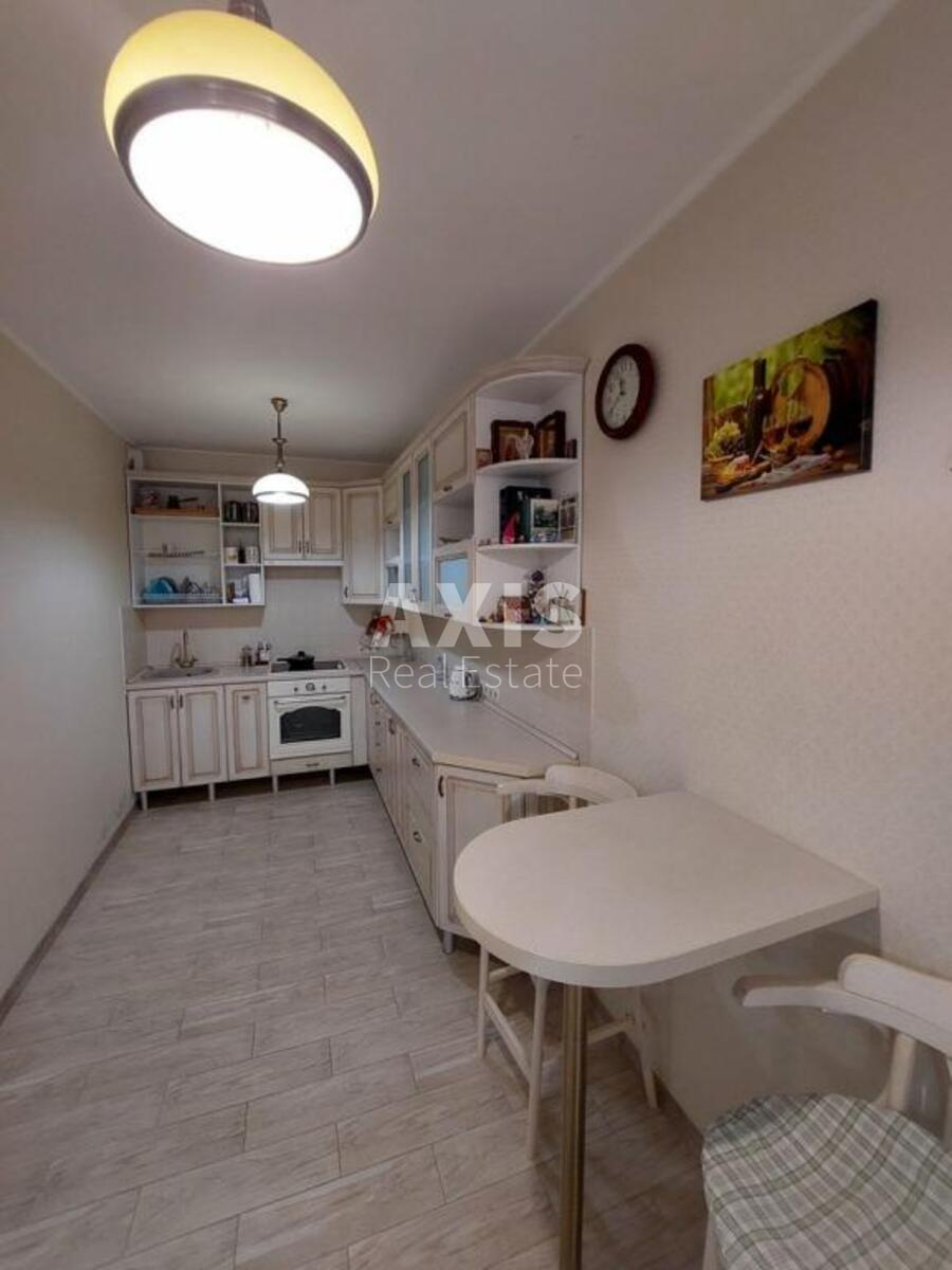 1k apartment vul. Kombinatna 2512
