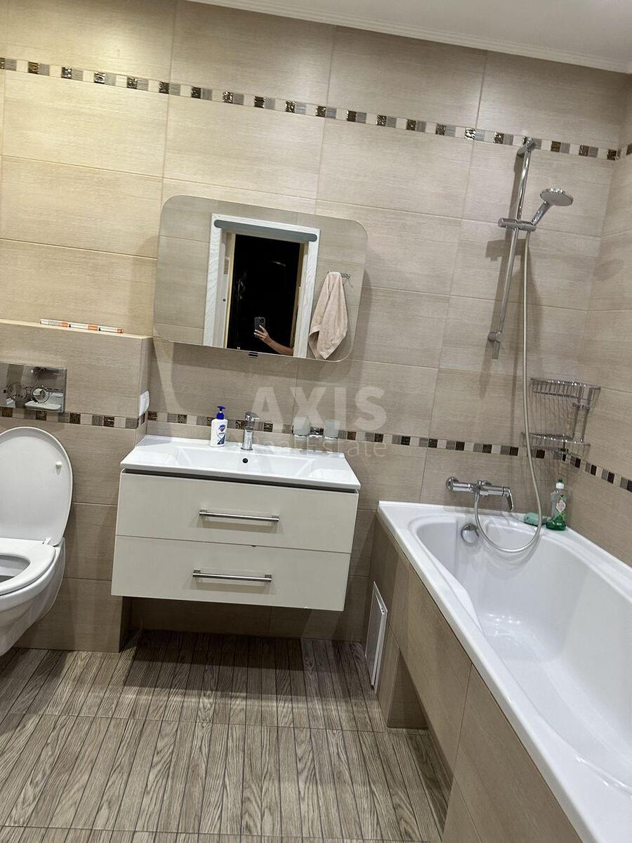 3к квартира ул. Ахматовой Анны 30581345