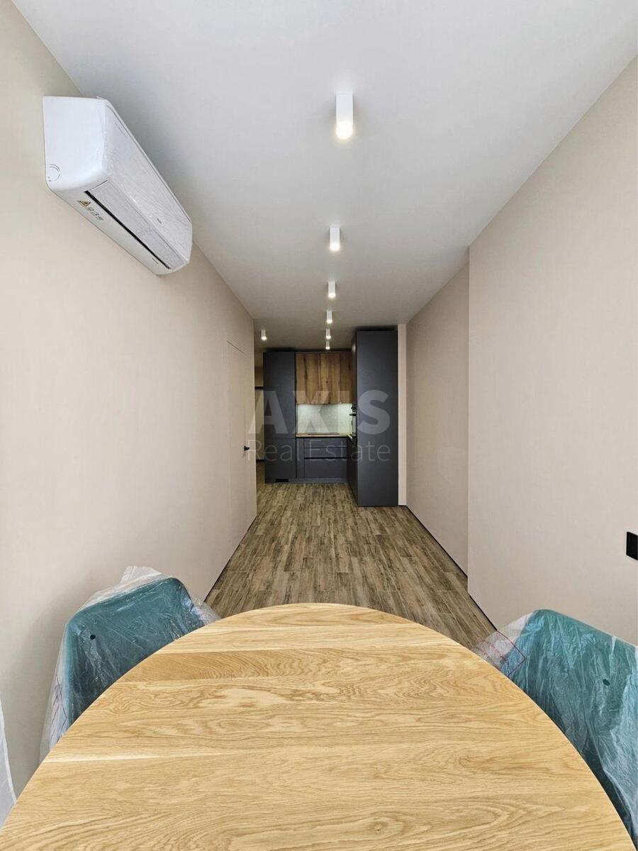 2k apartment vul. Bulahovs'kogo Akademika 23
