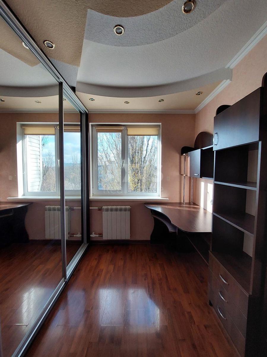 3к квартира ул. Щусева 42А4