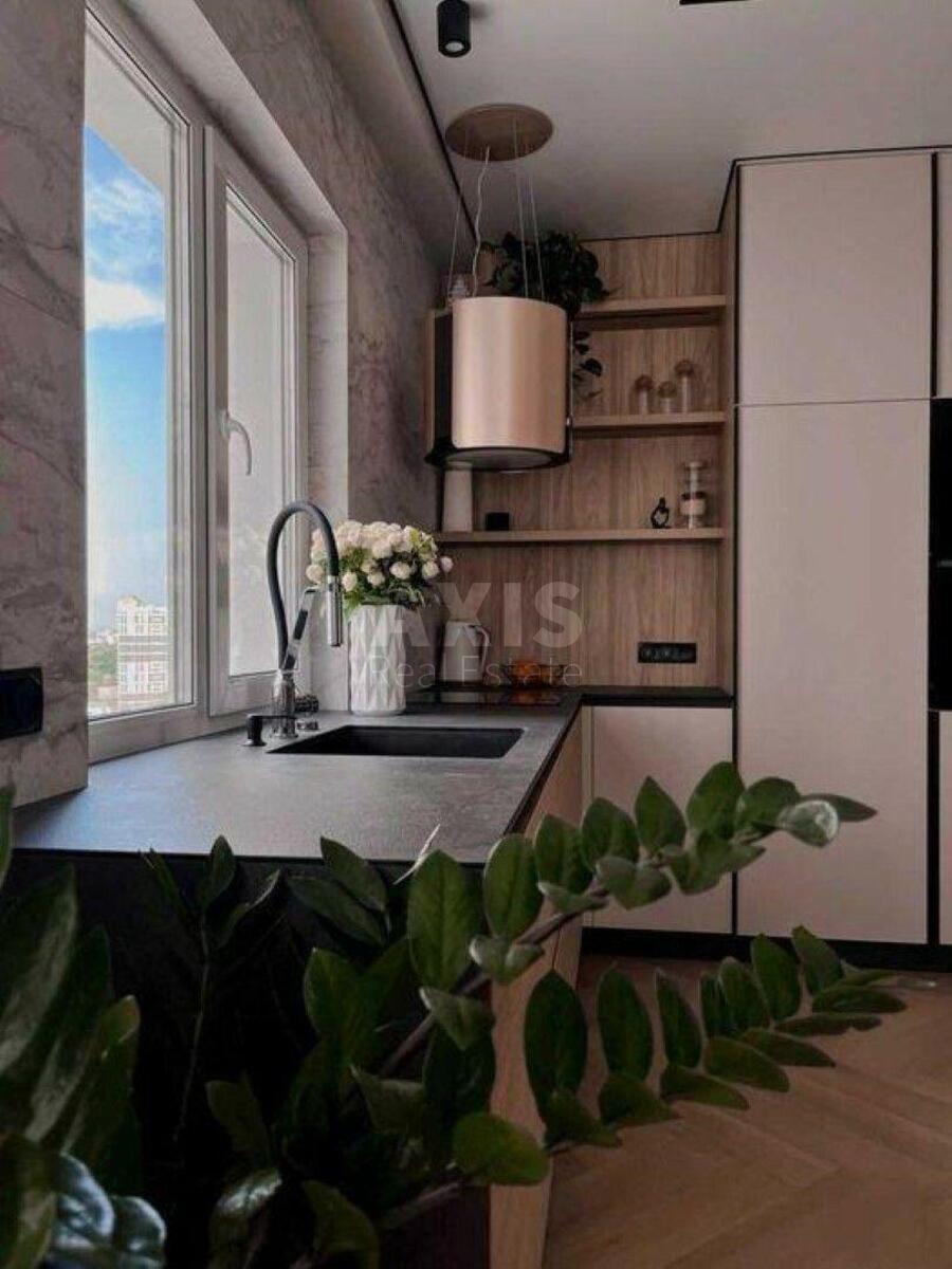 1k apartment vul. Myhajla Maksymovycha 24В
