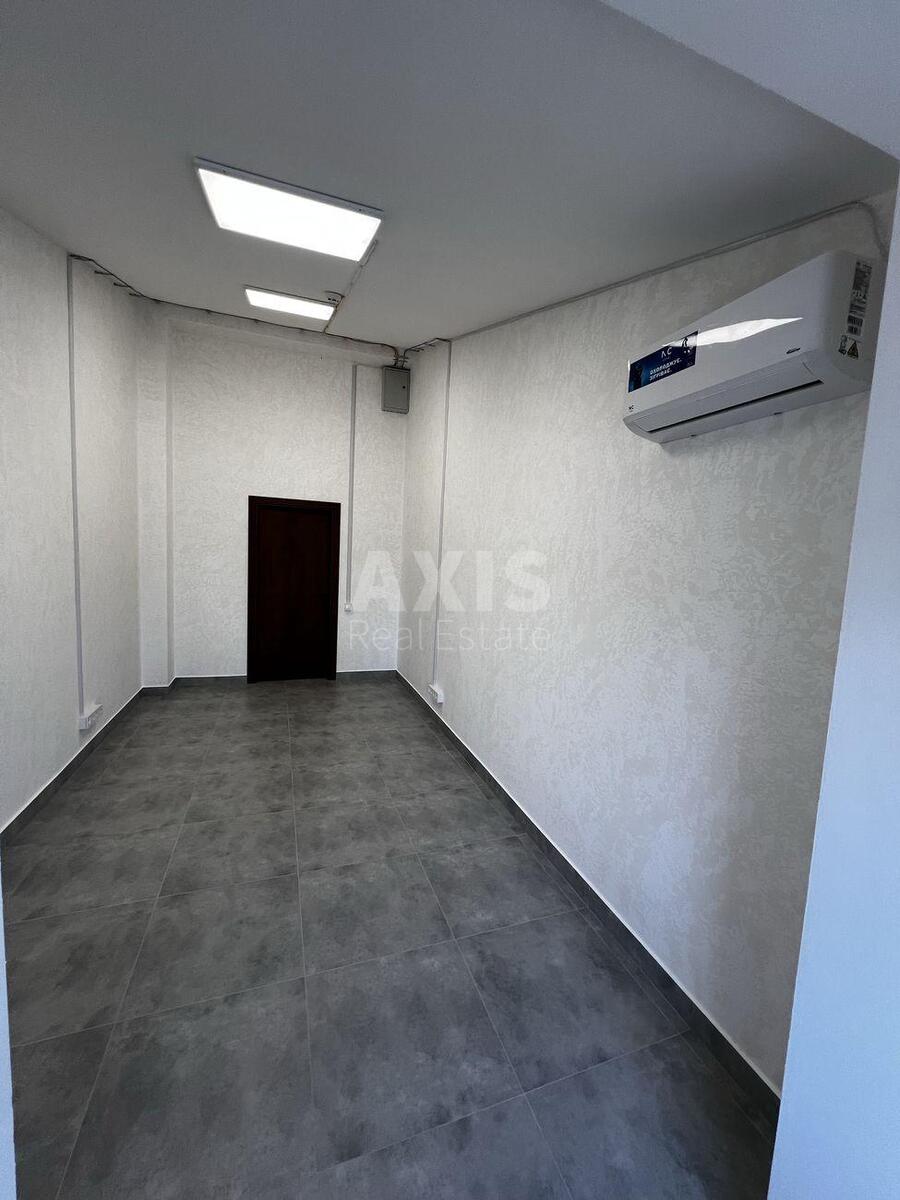 Office vul. Mezhygirs'ka 87А, 316m2594585