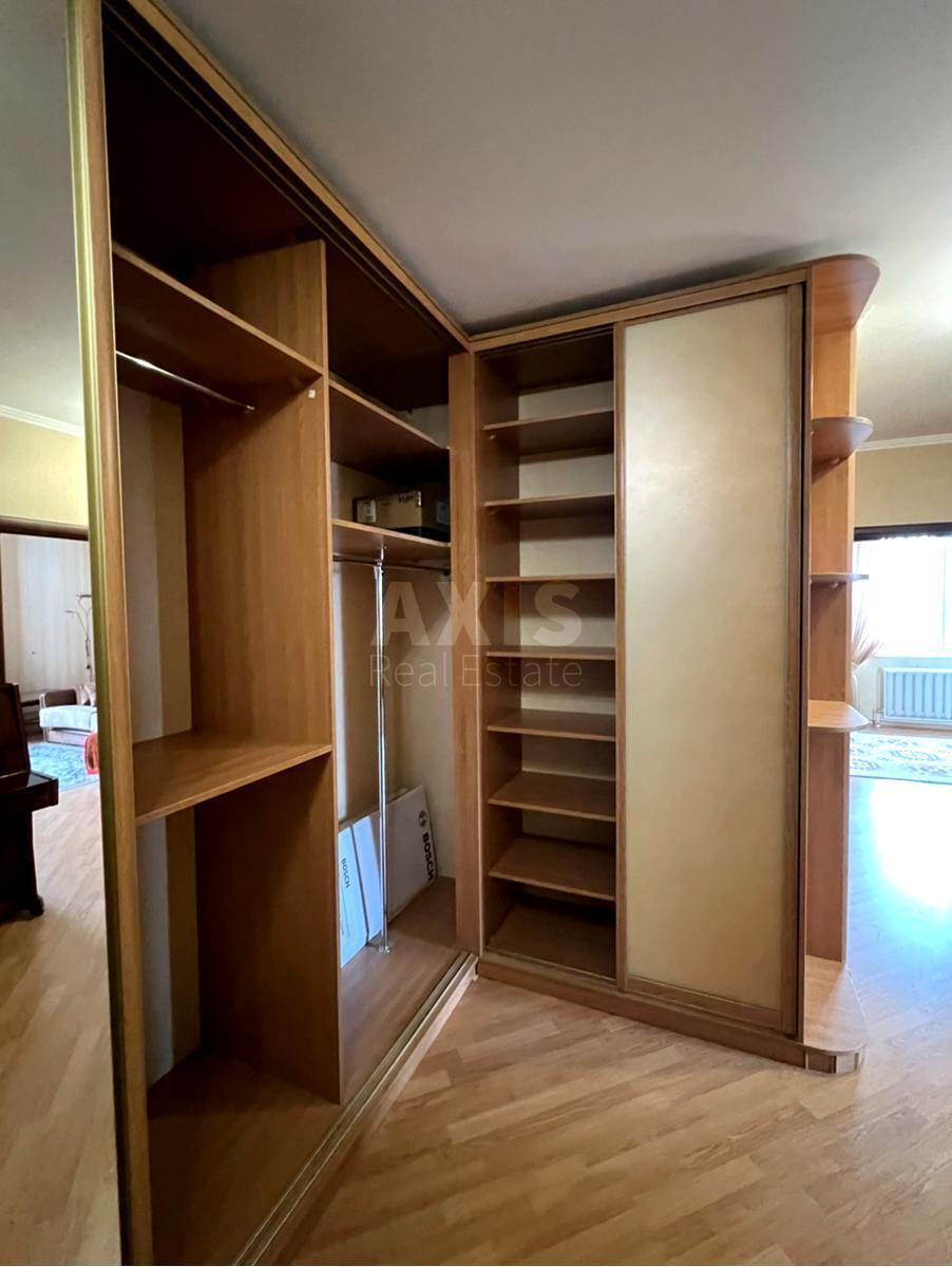 2к квартира ул. Кубанской Украины 31А593765