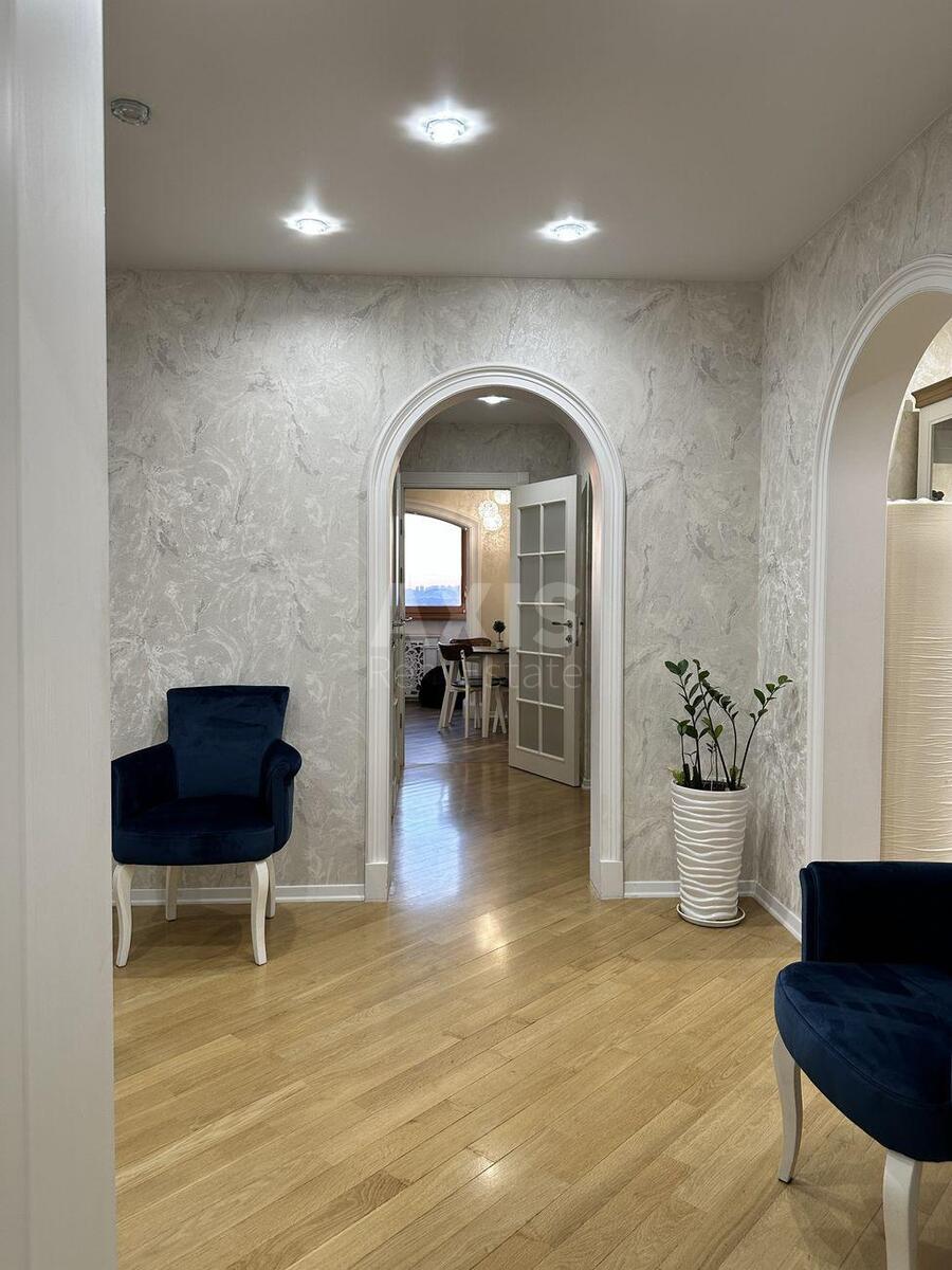 3k apartment vul. Rajduzhna 372