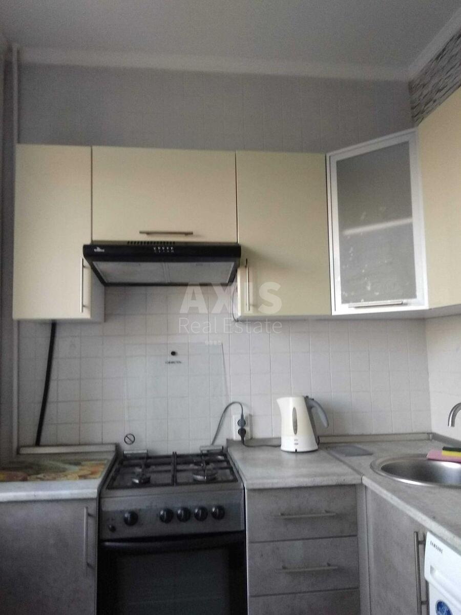 2к квартира ул. Михаила Бойчука 28А6279111