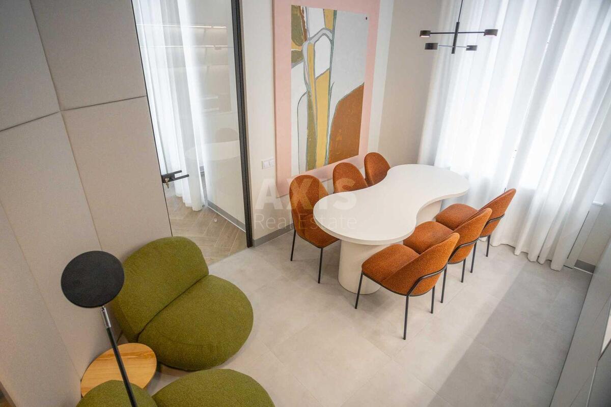 Office vul. Bul'varno-Kudrjavs'ka 51, 125m28