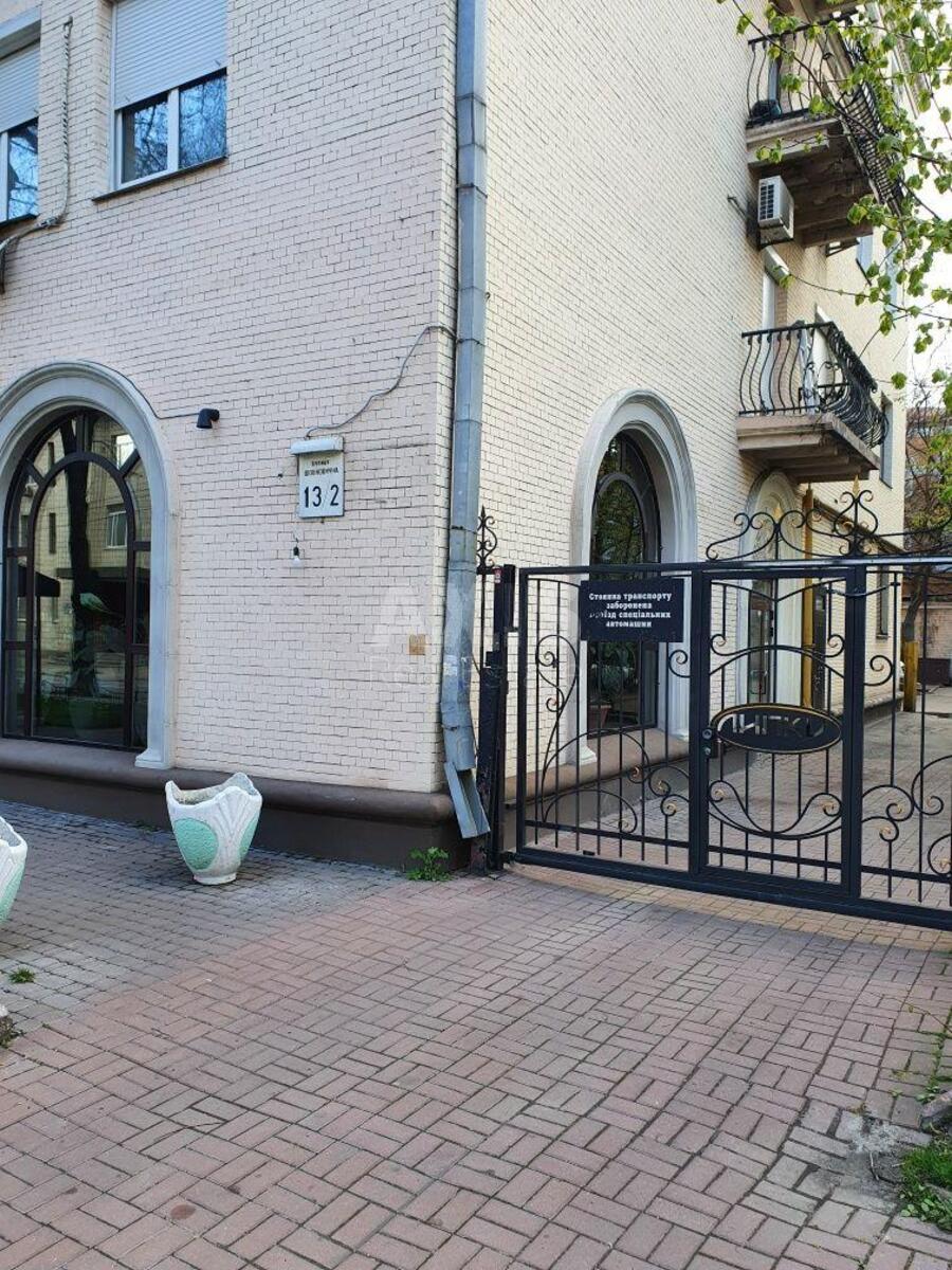 Office vul. Shovkovychna 13/2, 80m2