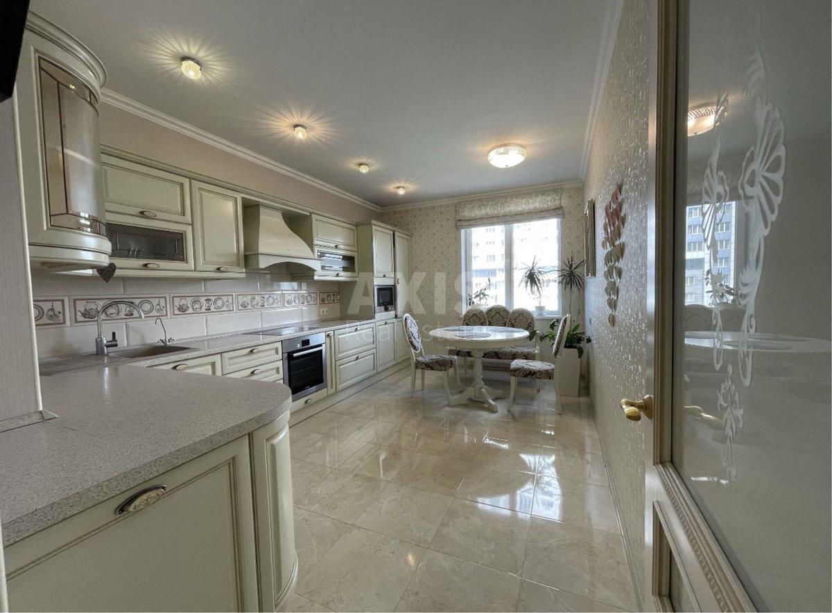 3k apartment nab. Dniprovs'ka 1А2