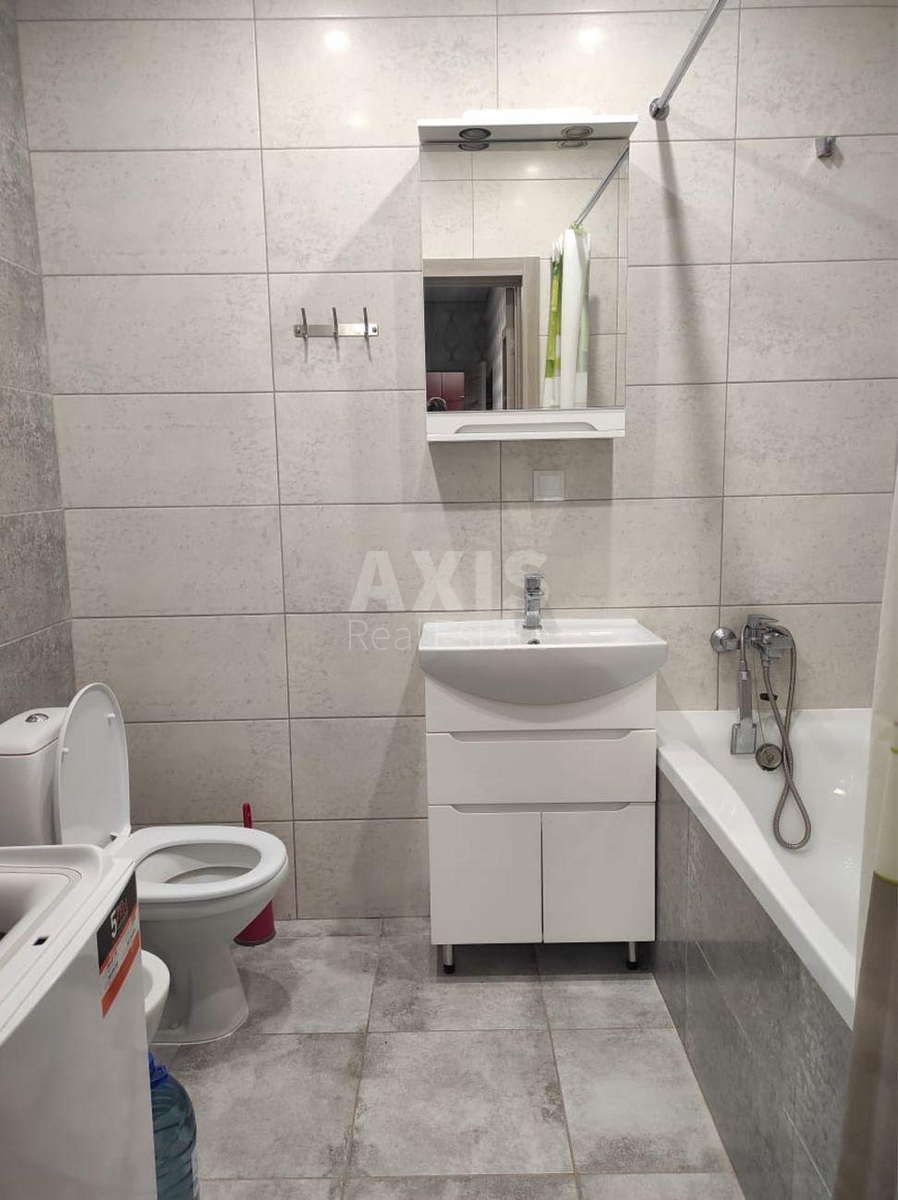 2k apartment vul. Rodyny Kristeriv 205