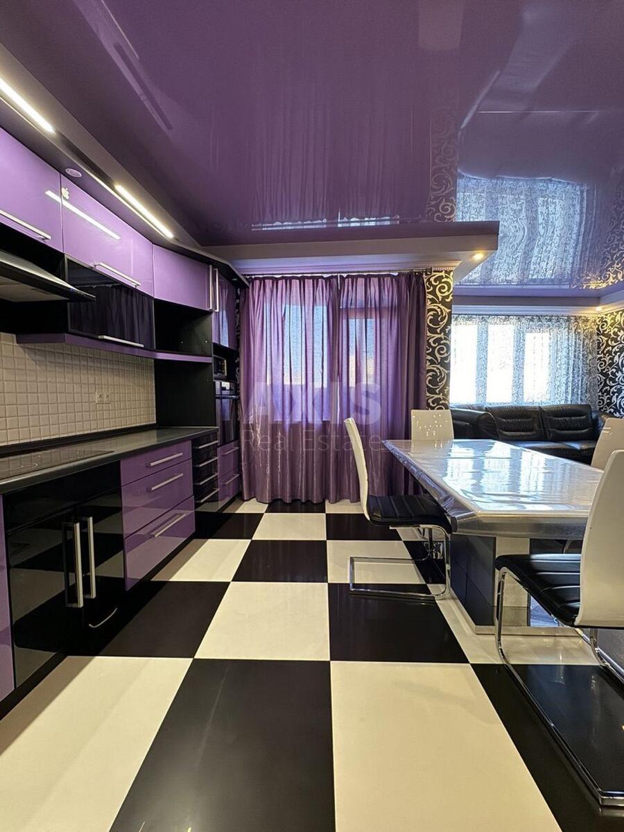 3k apartment nab. Dniprovs'ka 23631021