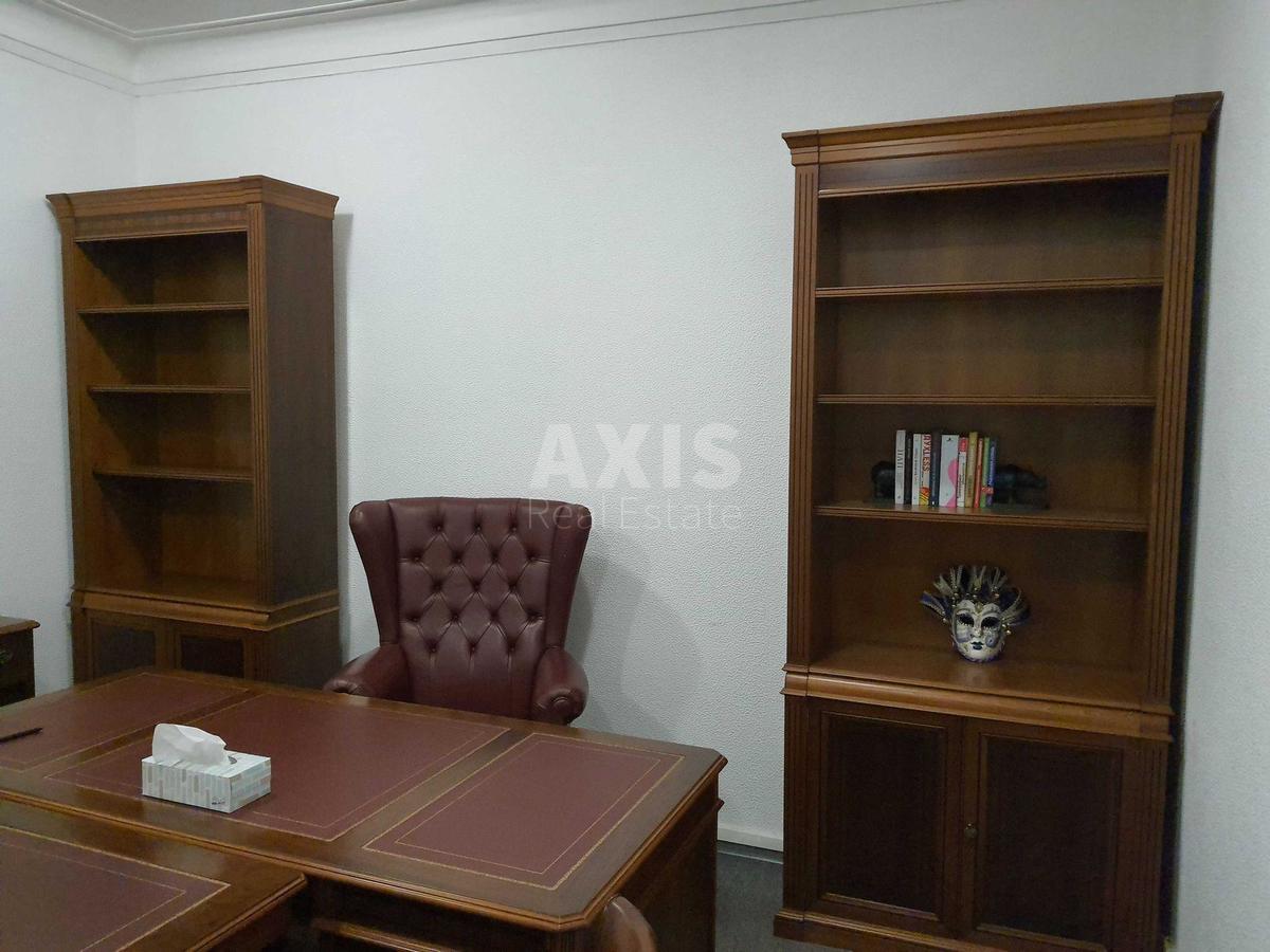 Office vul. Panasa Myrnogo 10, 50m2