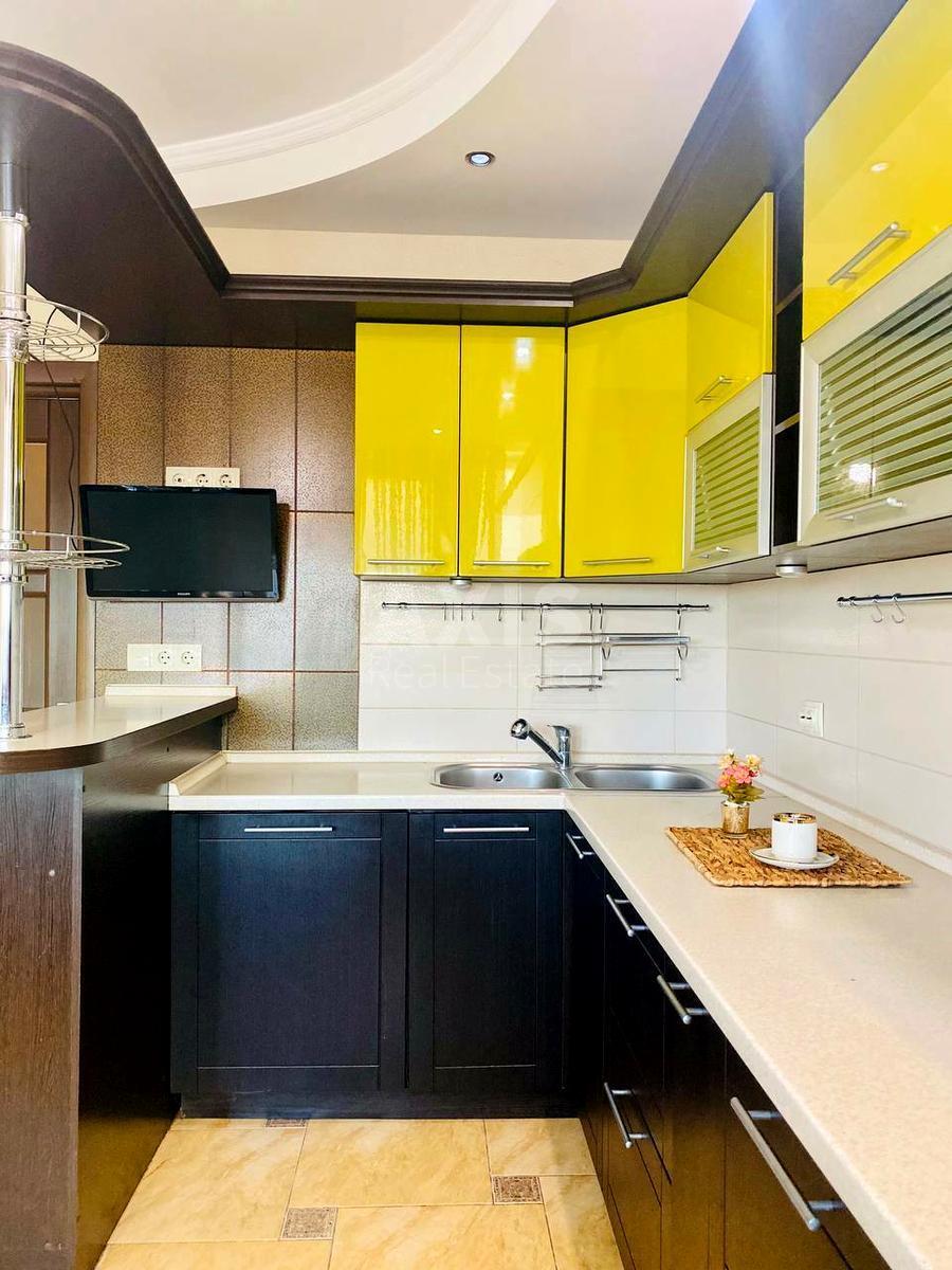 3k apartment vul. Mejtusa Kompozytora 4