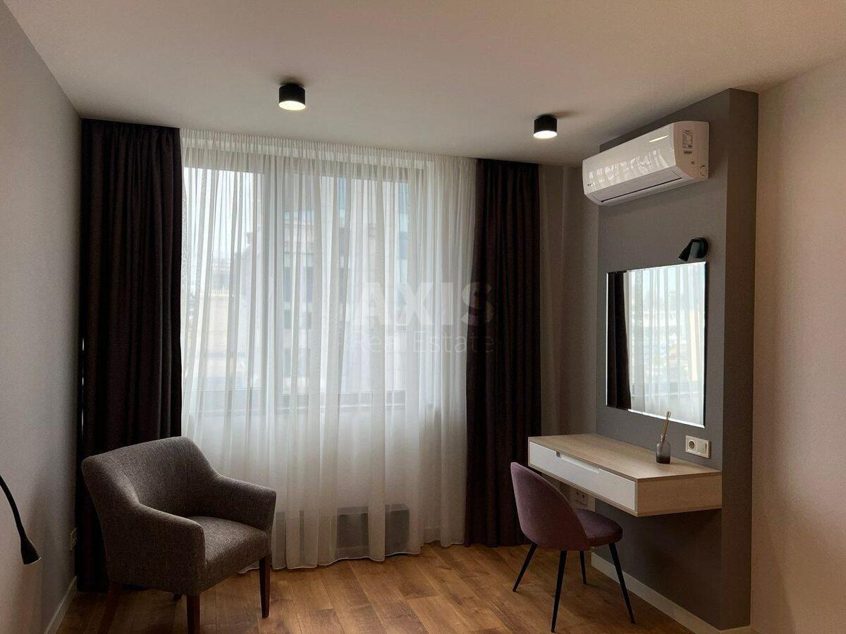 2k apartment vul. Antonovycha 743
