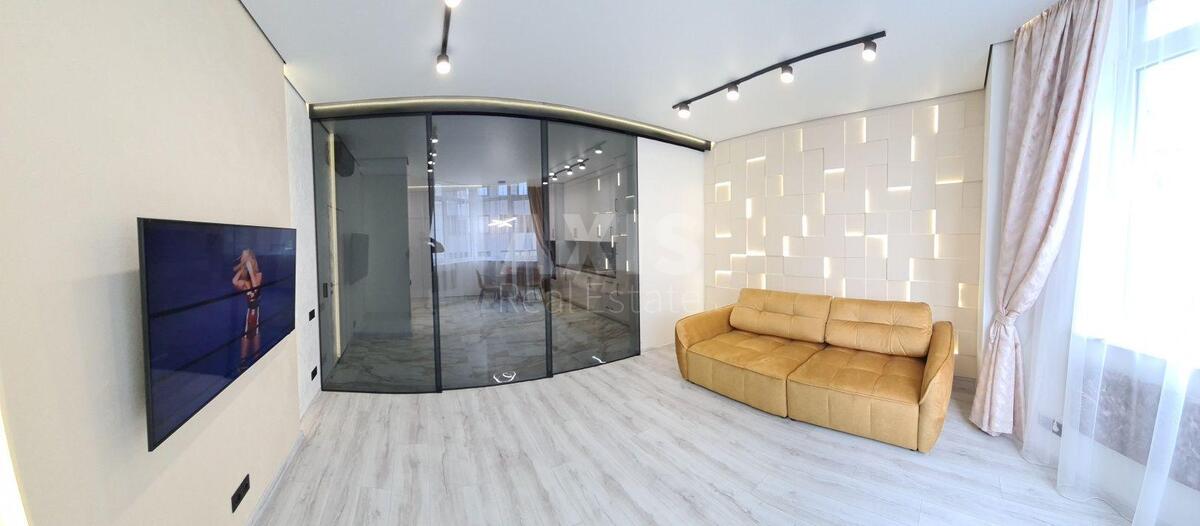2k apartment vul. Dragomyrova Myhajla 14А9