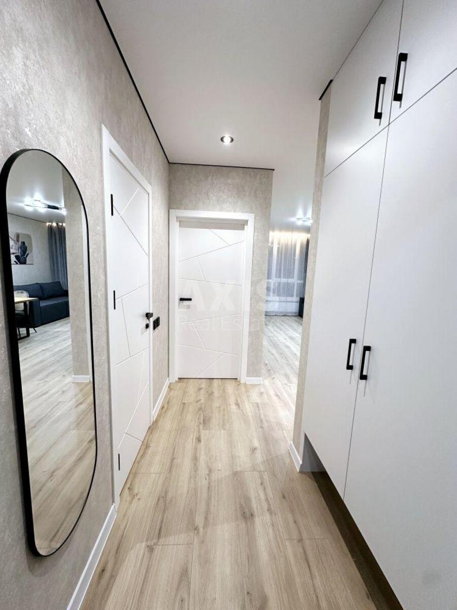 1k apartment vul. Rodyny Kristeriv 20640329