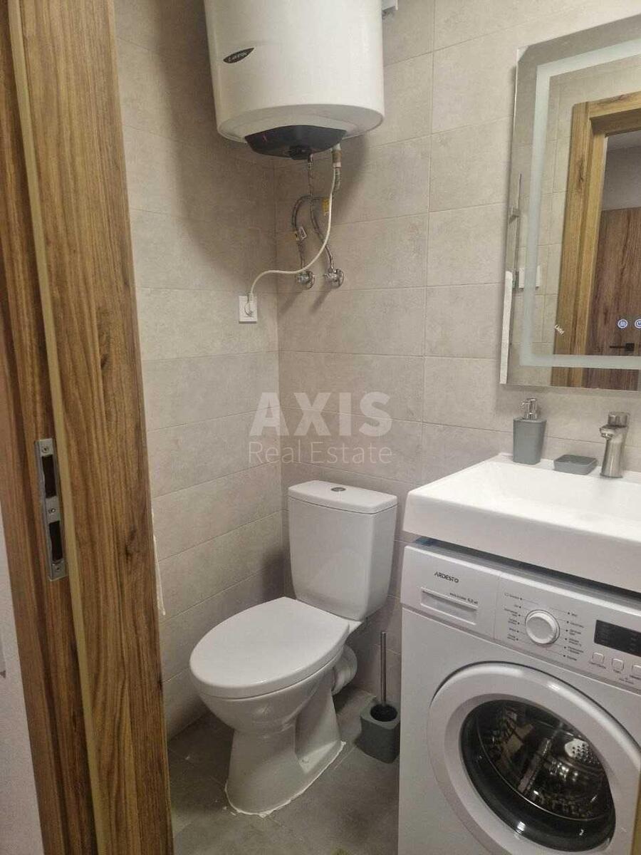 1k apartment uzv. Lysogirs'kyj 26А7