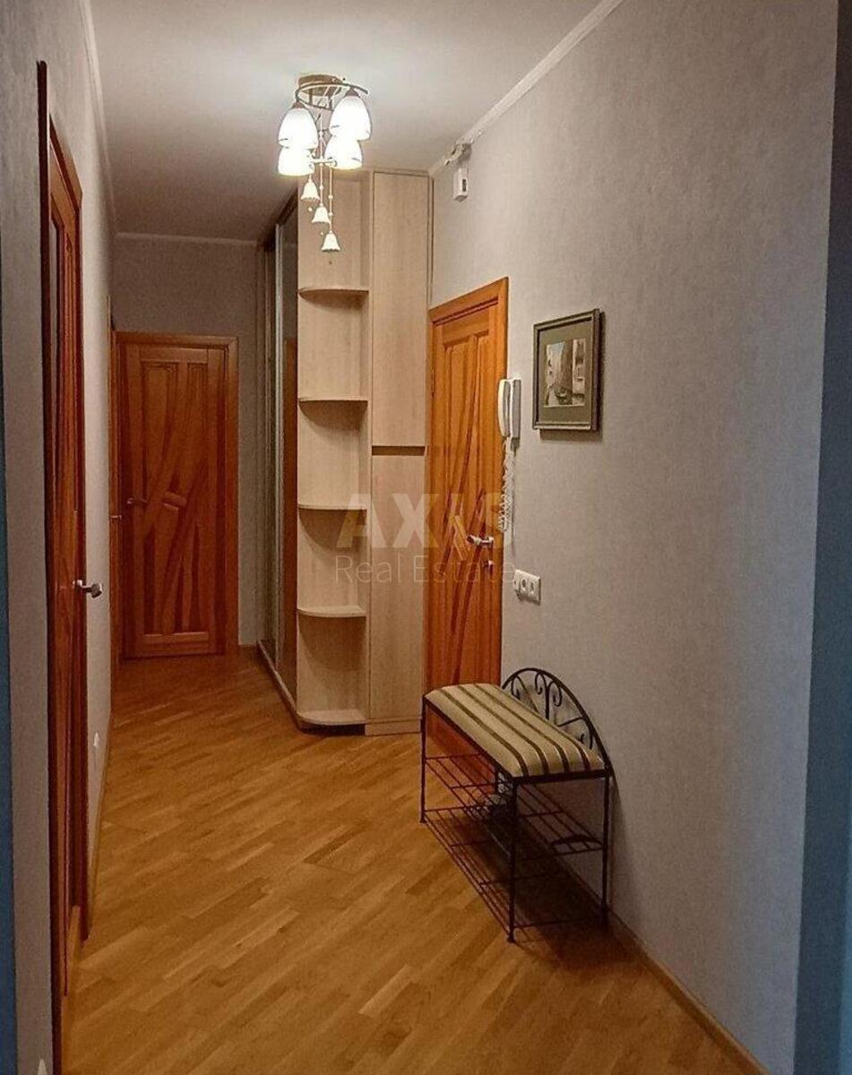 2k apartment vul. Naumova Generala 66601277
