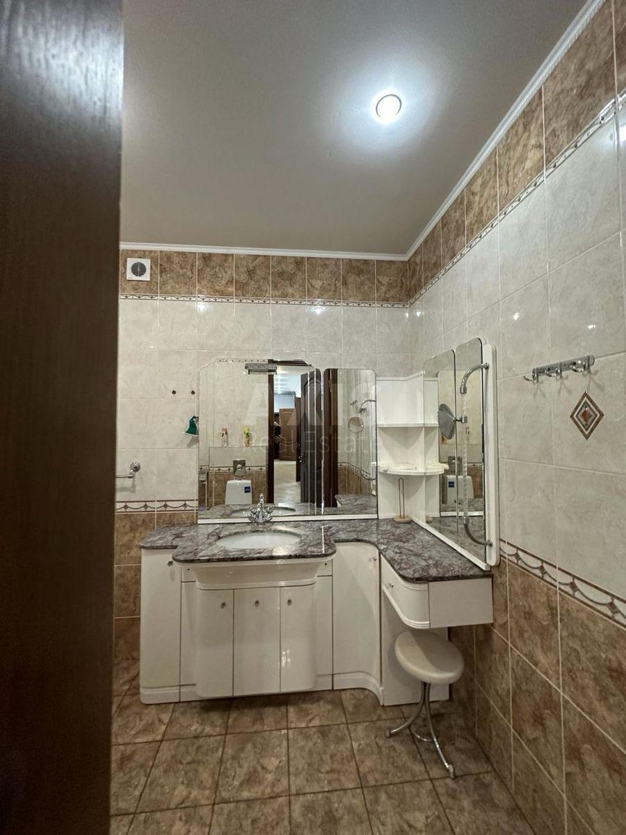 5k apartment vul. Jaroslaviv Val 14В7