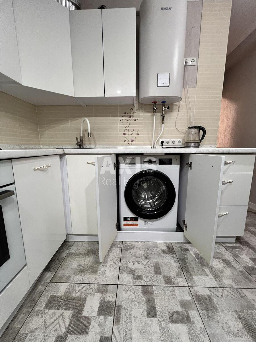 2k apartment nab. Dniprovs'ka 7А562611