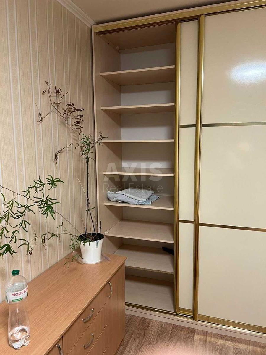 1k apartment vul. Myhajla Maksymovycha 9В5
