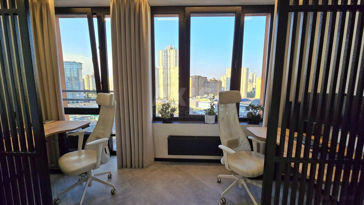 2k apartment nab. Dniprovs'ka 18609436