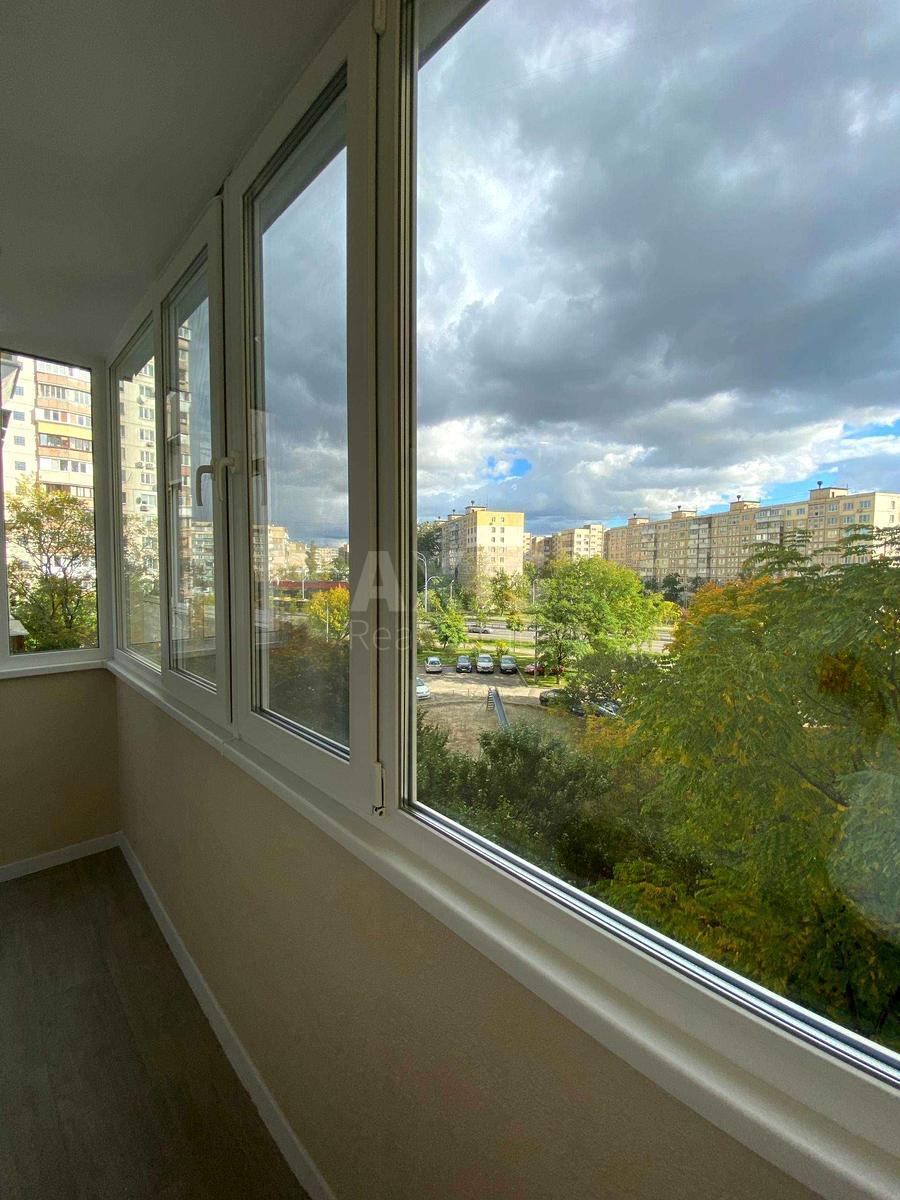 1к квартира пр-т Володимира Івасюка 41610527