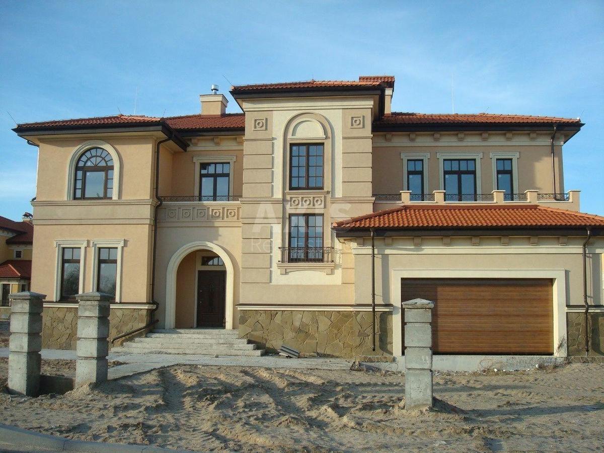 House vul. Bogatyrs'ka, 416m2, Kyiv city
