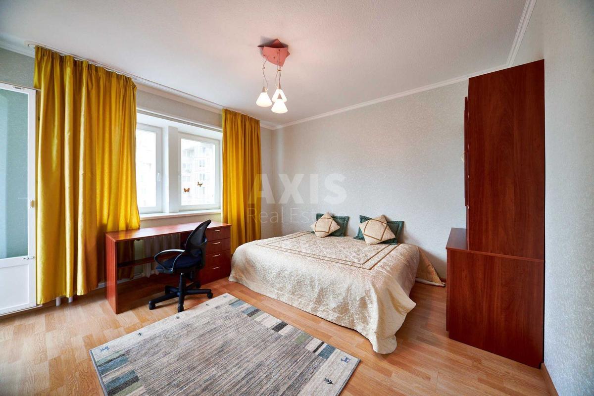 3k apartment vul. Tymoshenka Marshala 296