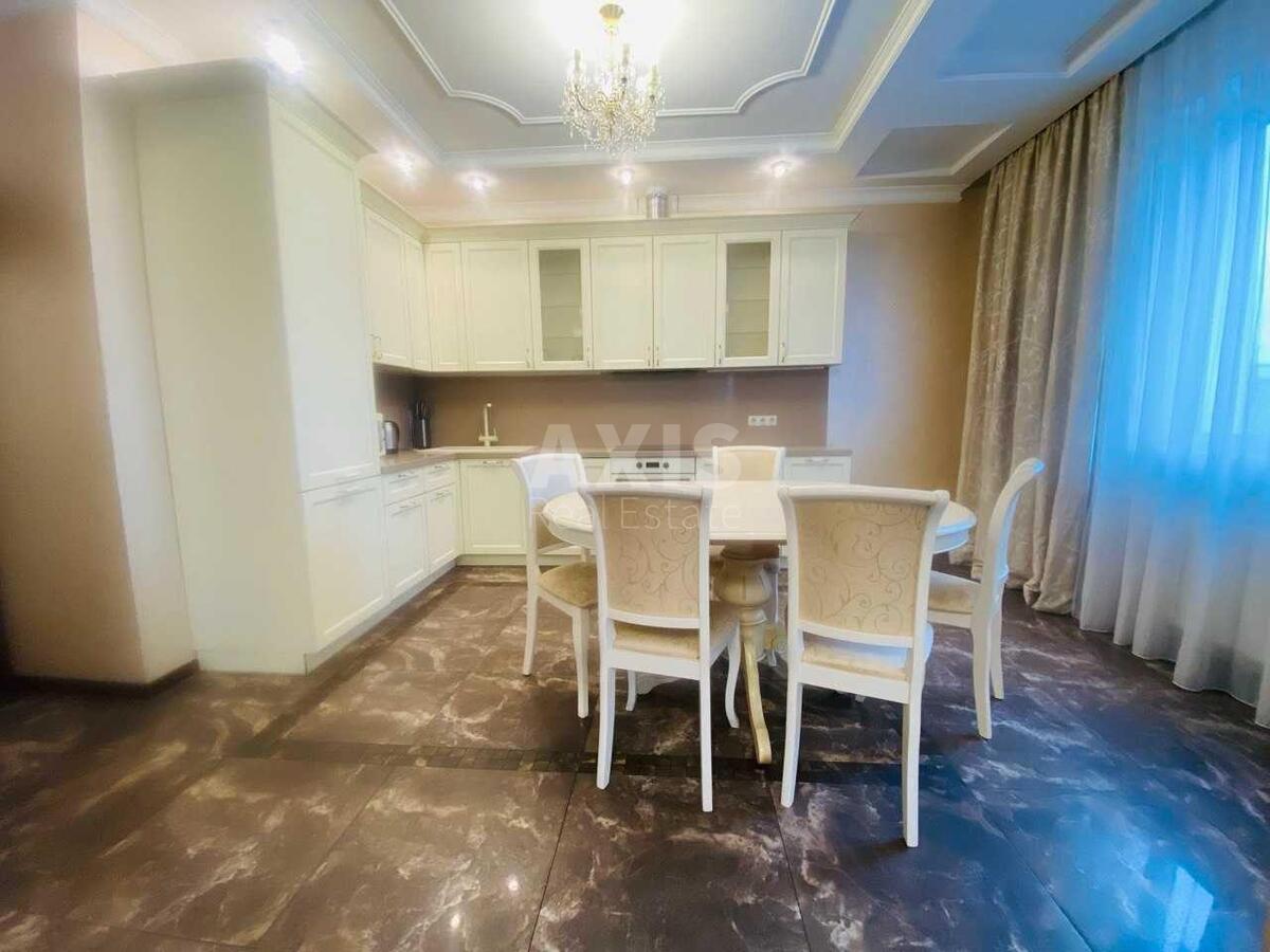 4k apartment bul. Shevchenka Tarasa 27Б