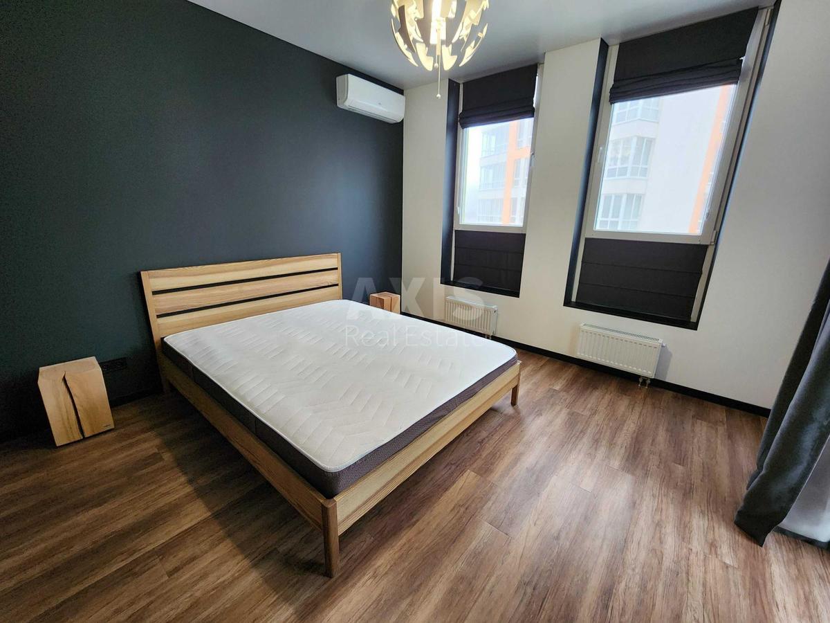 2к квартира ул. Олеся Бердника 1Д4