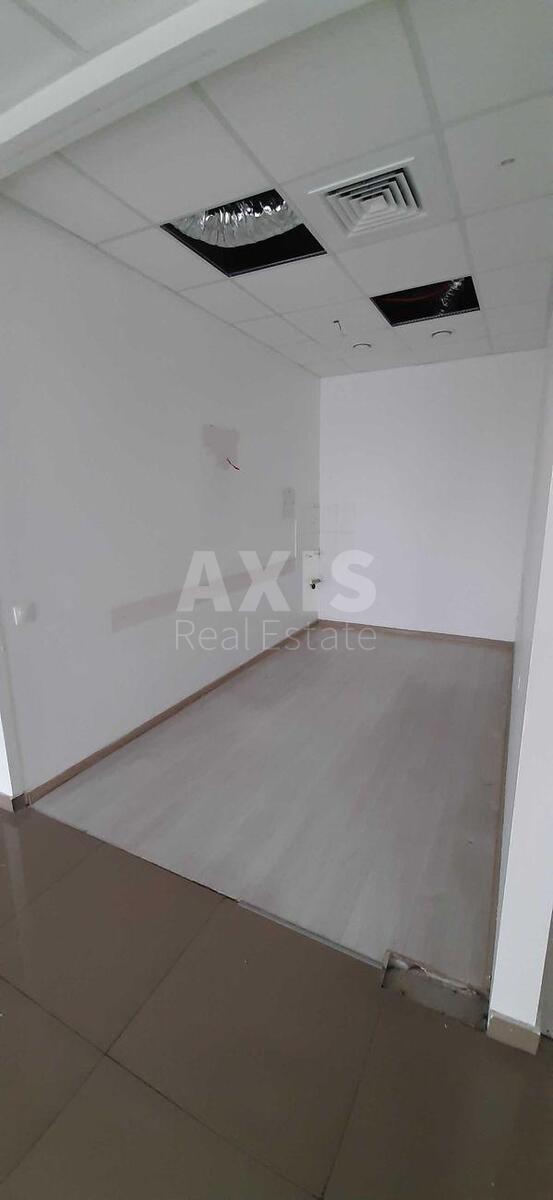 Office uzv. Klovs'kyj 7, 950m25923710