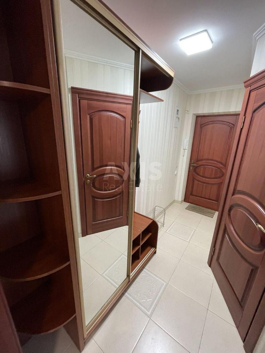2k apartment prov. Zhukovs'kogo Vasylja 48