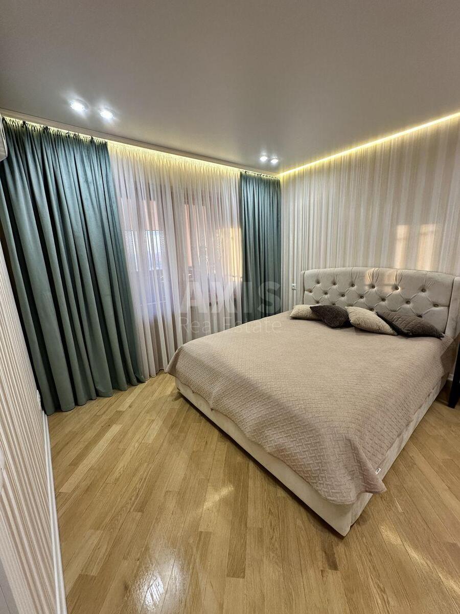 3k apartment vul. Rajduzhna 373
