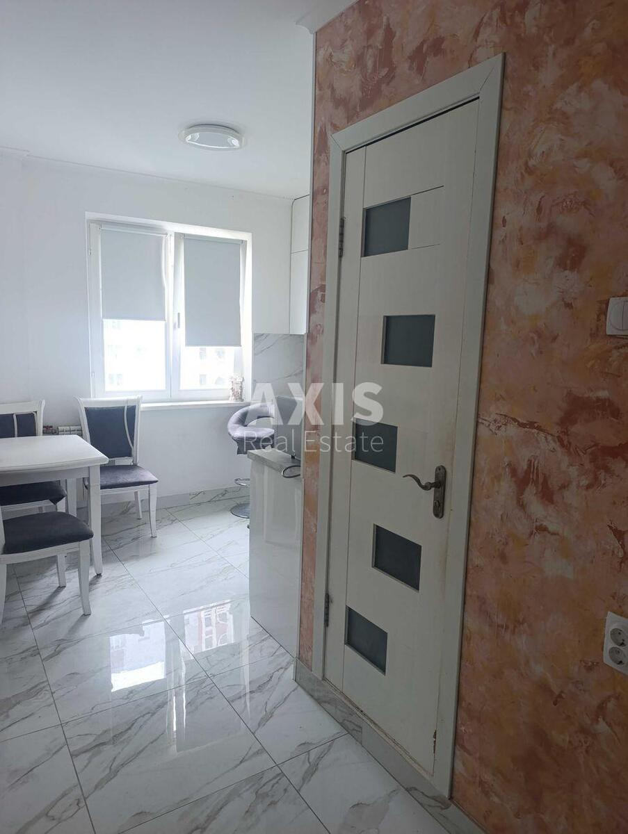 3k apartment vul. Myloslavs'ka 3605913