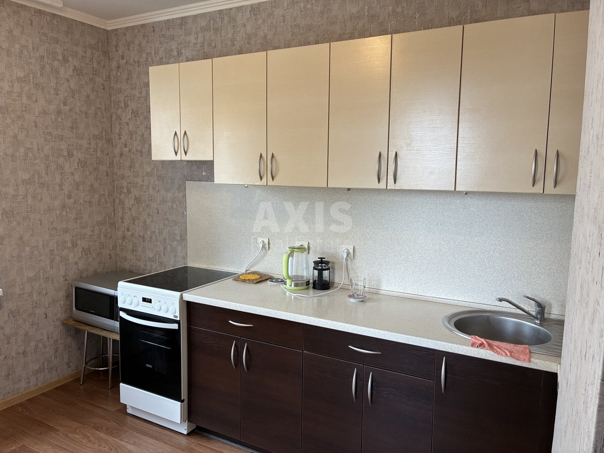 1k apartment vul. Rusovoi' Sofii' 7