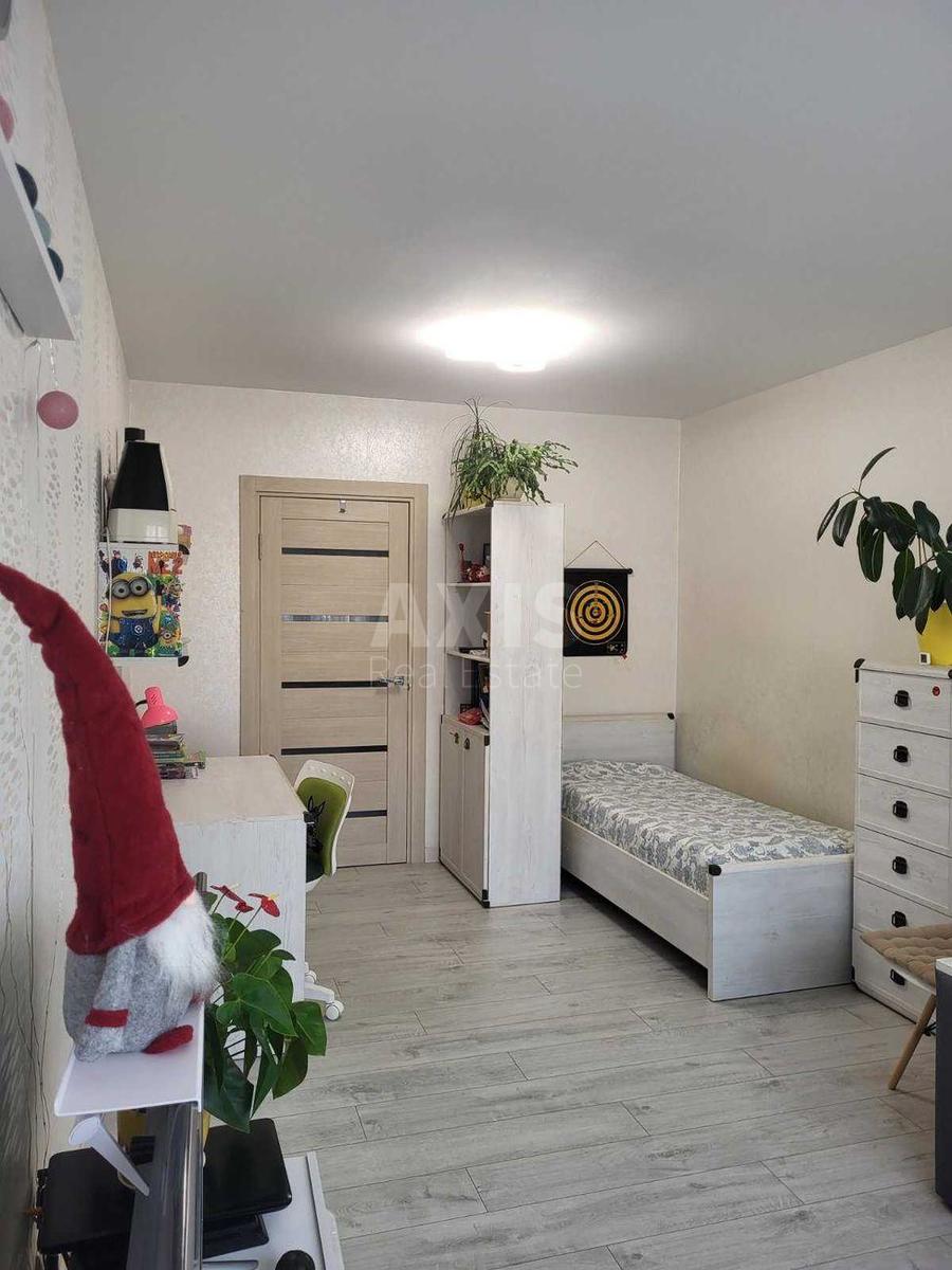 1k apartment vul. Myhajla Maksymovycha 7А5