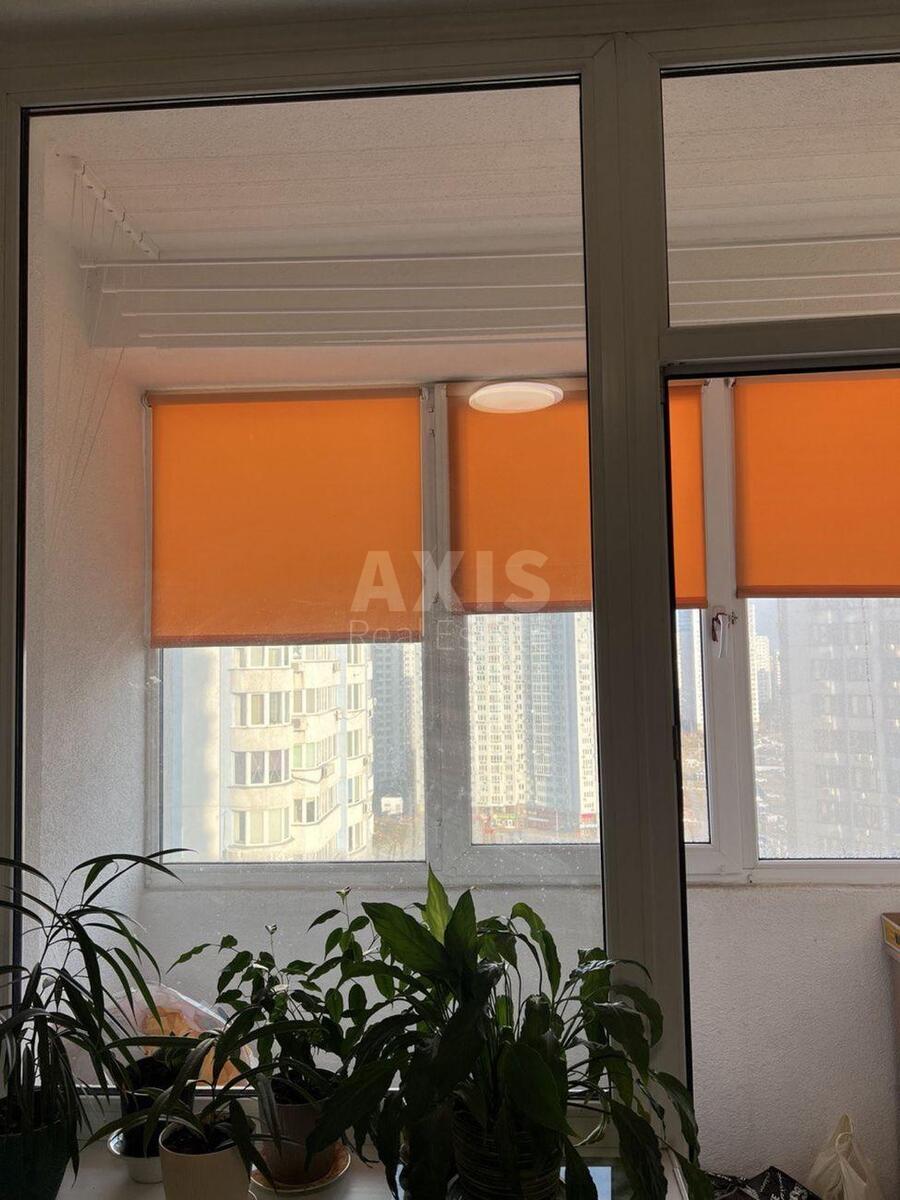 2k apartment nab. Dniprovs'ka 261