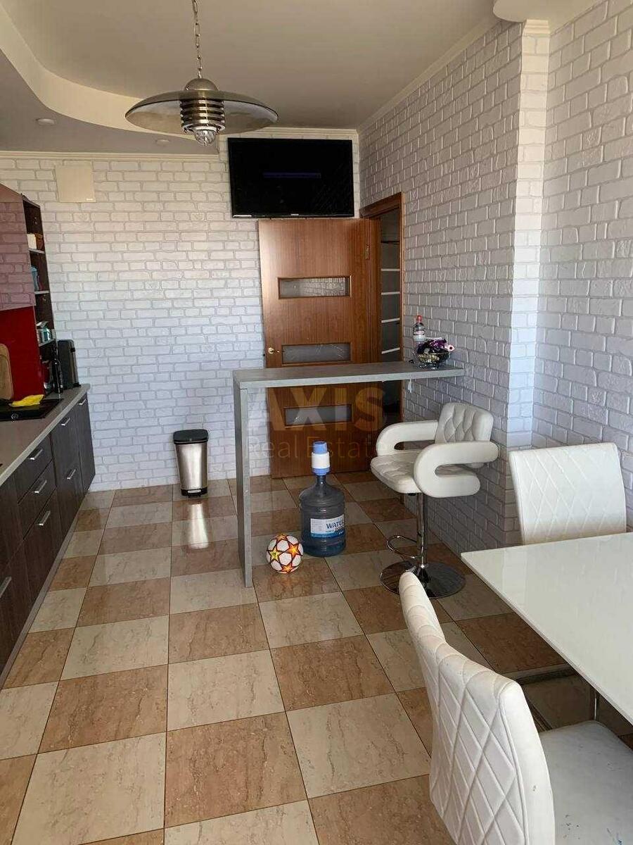 2к квартира ул. Верховинная 35633981