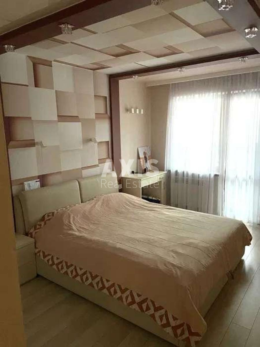 3k apartment pr-t Bazhana Mykoly 364