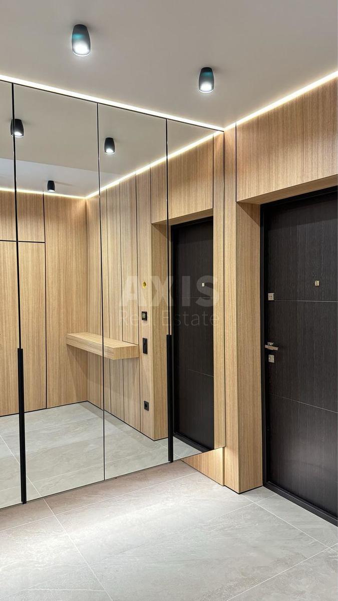 2k apartment vul. Pivnichno-Syrec'ka 17