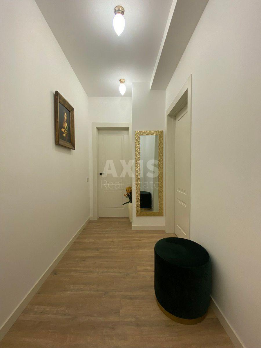 2k apartment vul. Glybochyc'ka 138