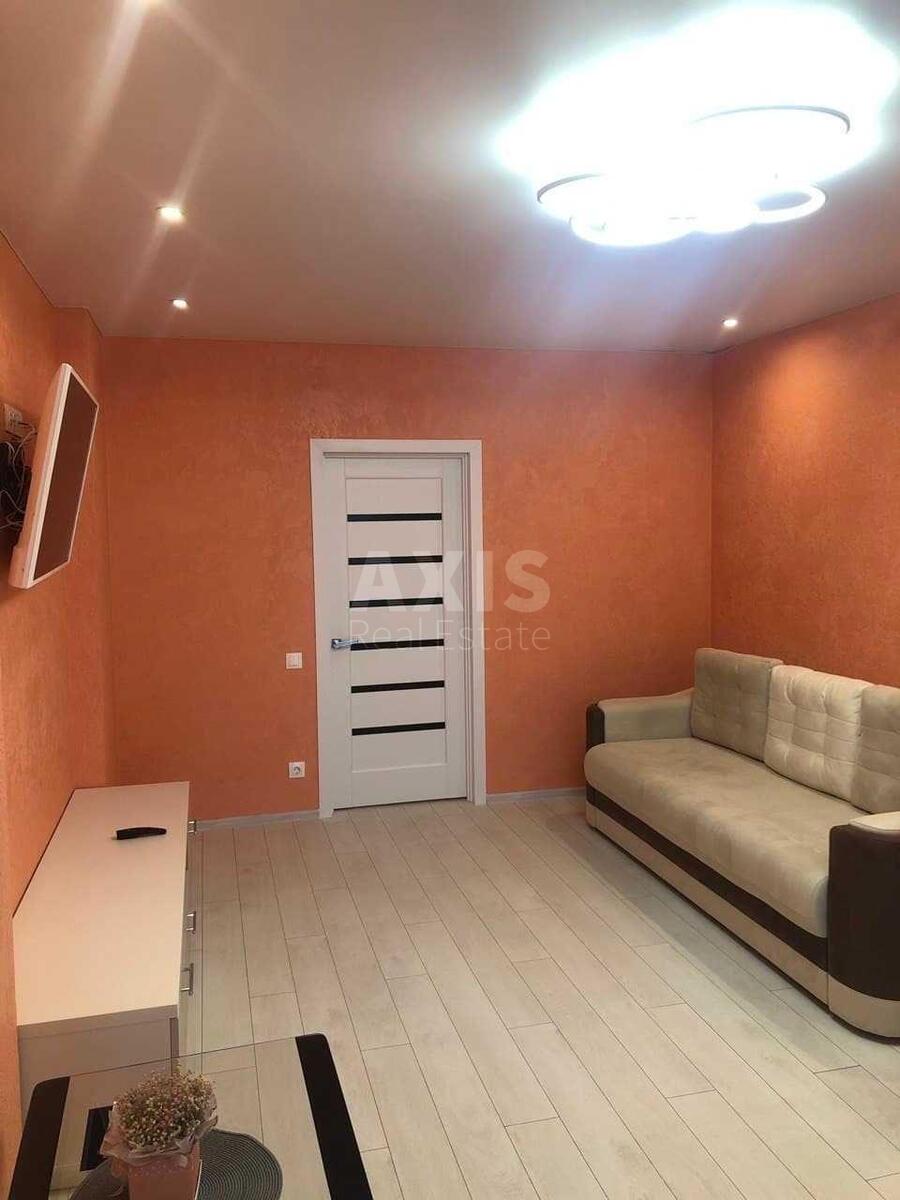 2k apartment vul. Bogdanivs'ka 7Г1