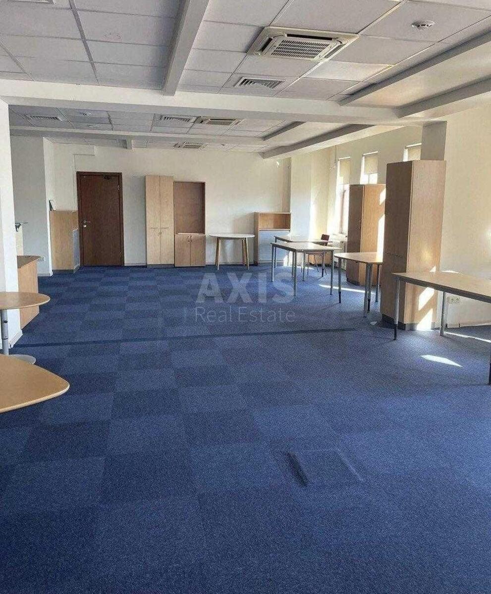 Office vul. Saksagans'kogo 40/85, 256m22