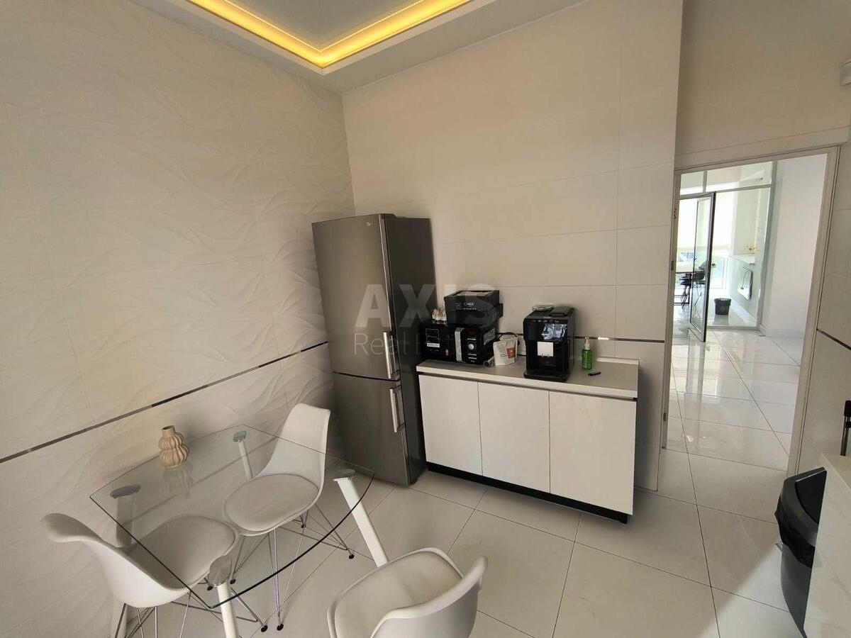 Office vul. Barbjusa Anri 5А, 96m25965613