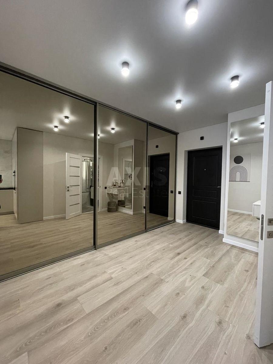 2k apartment vul. Antonovycha 1091